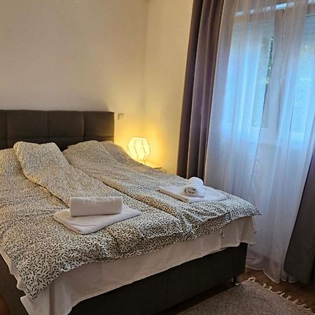 Apartman Mix2 Zagreb - Maksimir Kbc Rebro Exterior photo